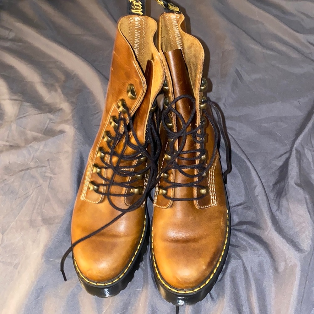 LEONA WOMEN'S VINTAGE SMOOTH LEATHER HEELED BOOTS